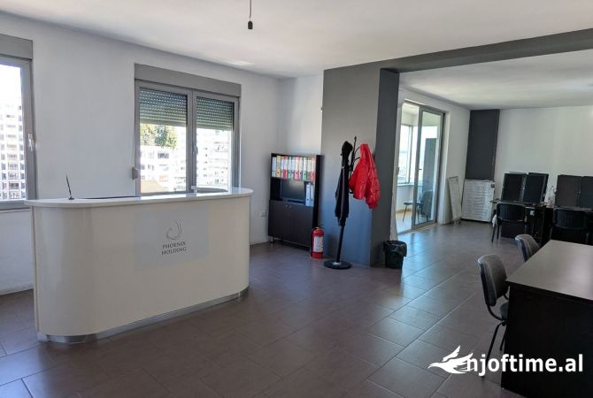 Business Property for Rent 3+1 in Tirana - 700 Euro