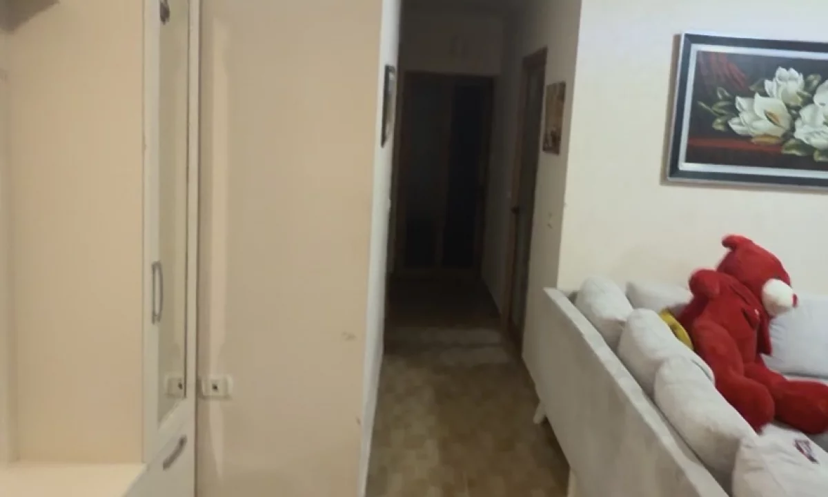 Shtepi me qera Apartament ne Tirane, 2+1, Mobilimi E mobiluar, Pagesa 125  Euro.