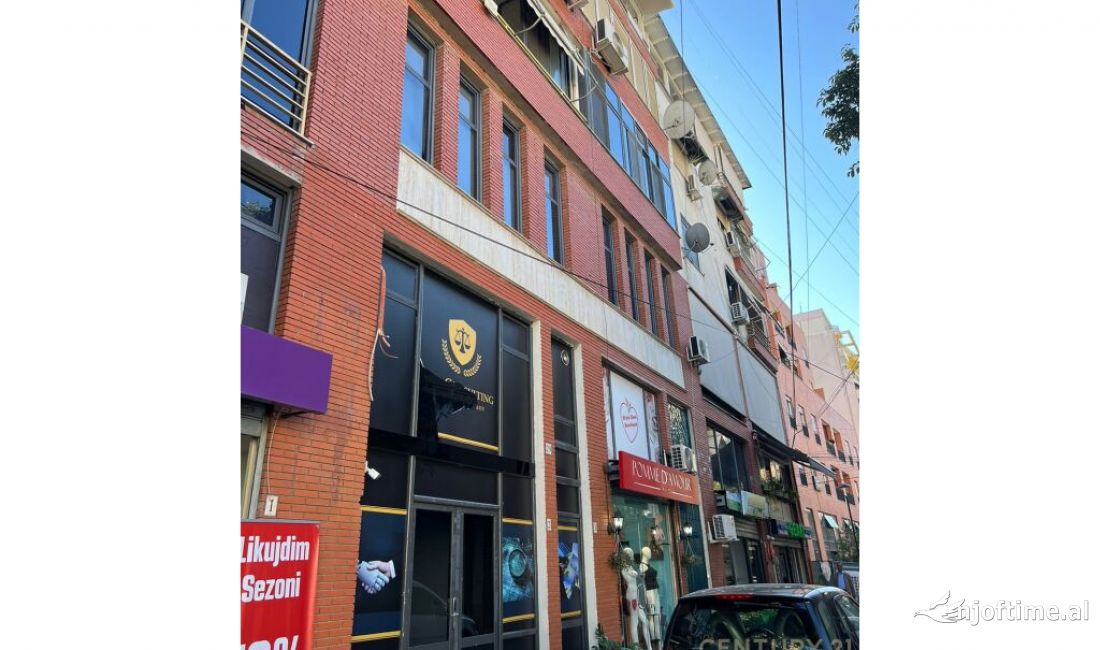 Zyre me qera ne zonen e Myslym Shyrit!