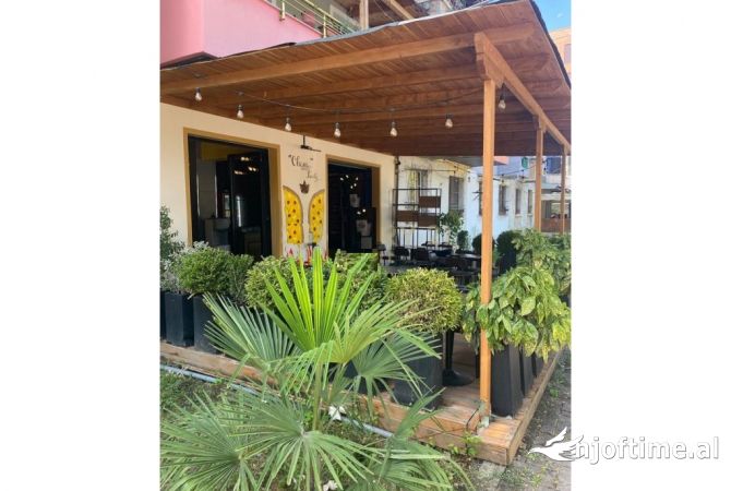 Ambiente Commerciale in Affitto 2+1 a Tirana - 800 Euro
