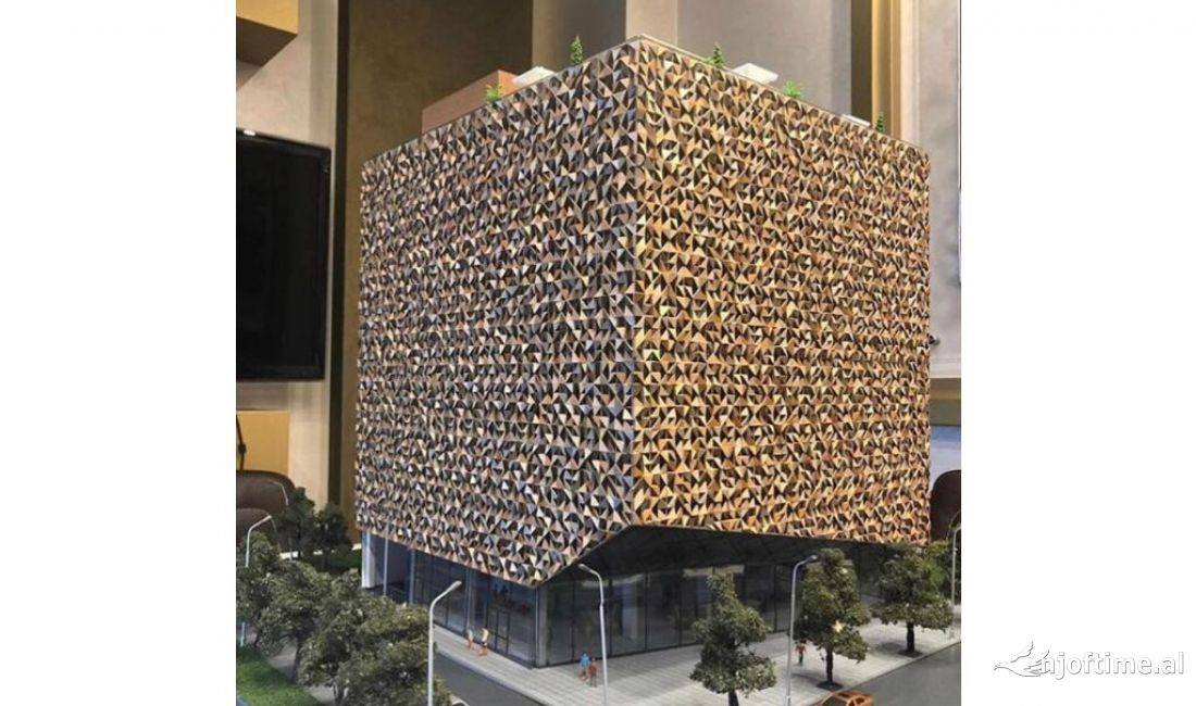 Ne Bllok Tek Rainbow Center Japim Ambient Me Qira!