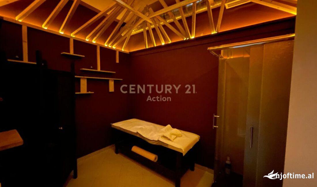 JAPIM ME QIRA NJESI SHEBIMI (QENDER MASAZHI) PRANE ISH- EKSPOZITES!