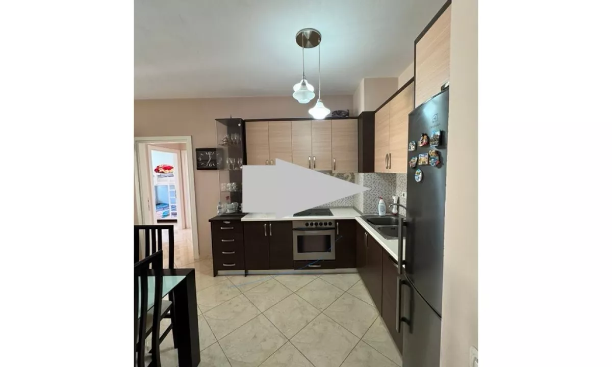 Shtepi me qera Apartament ne Tirane, 2+1, Mobilimi E mobiluar, Pagesa 450  Euro.