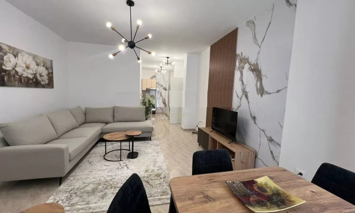 Shtepi me qera Apartament ne Tirane, 1+1, Mobilimi E mobiluar, Pagesa 500  Euro.