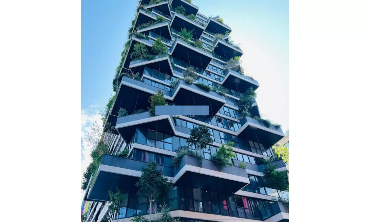 Ambjent per Zyra me Qira te Vertical Forest