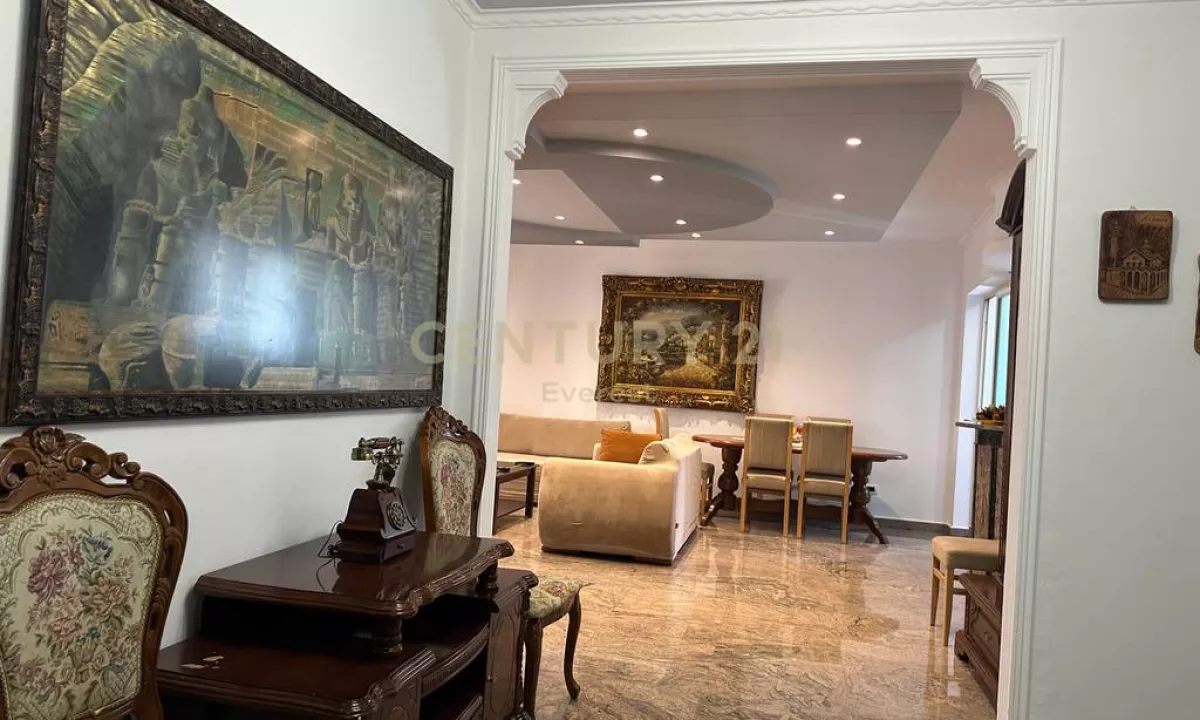 Shtepi me qera Apartament ne Tirane, 2+1, Mobilimi E mobiluar, Pagesa 900  Euro.