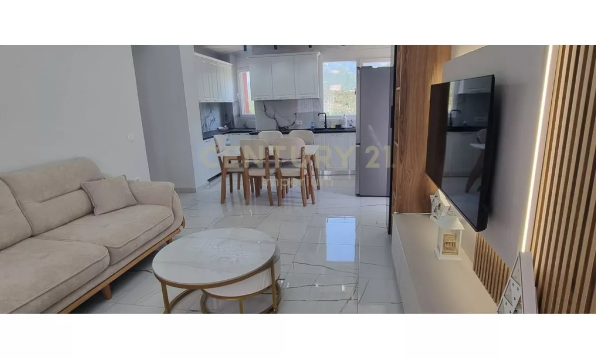 Shtepi me qera Apartament ne Tirane, 2+1, Mobilimi E mobiluar, Pagesa 550  Euro.