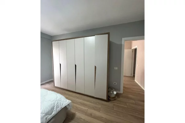 Shtepi me qera Apartament ne Tirane, 2+1, Mobilimi E mobiluar, Pagesa 480  Euro.
