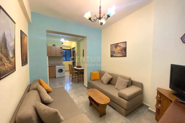 Shtepi me qera 1+1 ne Tirane - 400 Euro