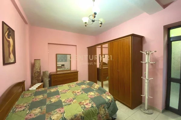 Shtepi me qera Apartament ne Tirane, 1+1, Mobilimi E mobiluar, Pagesa 400  Euro.