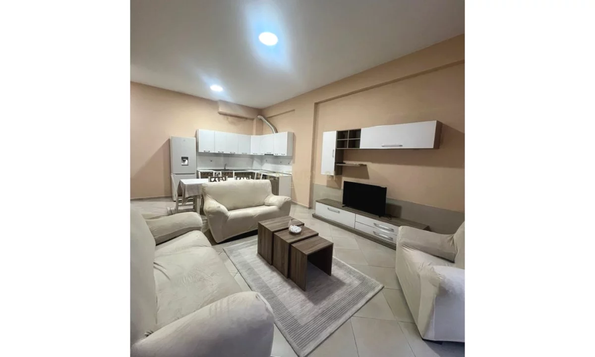 Shtepi me qera Apartament ne Tirane, 1+1, Mobilimi E mobiluar, Pagesa 420  Euro.