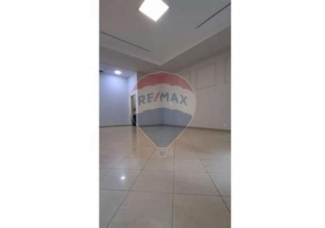 Ambient biznesi me qera 1+1 ne Tirane - 350 Euro