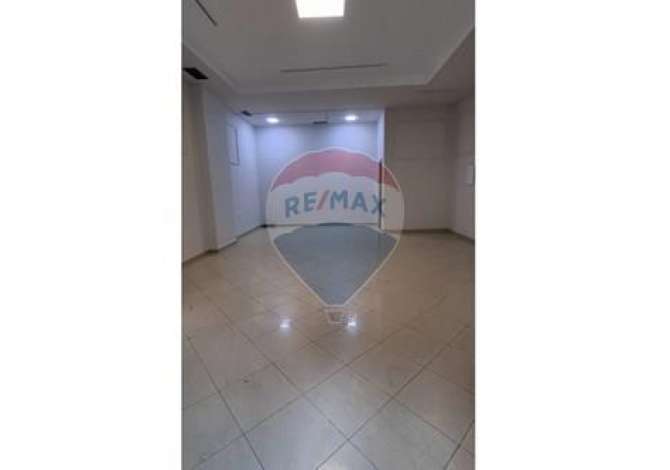 Ambient biznesi me qera 1+1 ne Tirane - 350 Euro