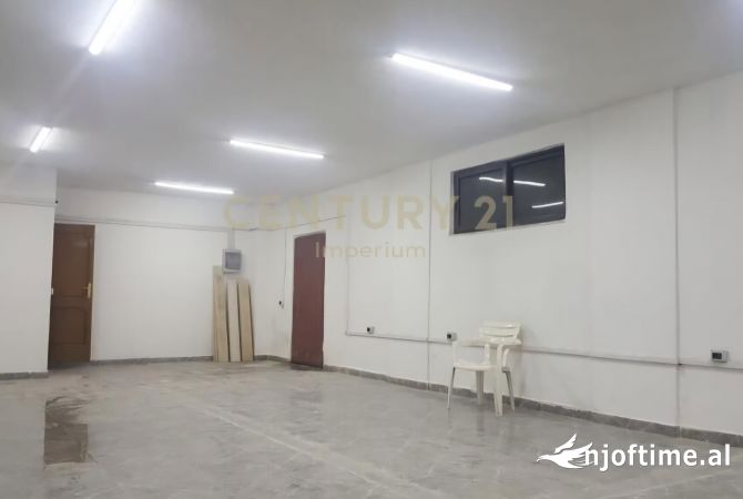 Business Property in Sale 3+1 in Tirana - 200,000 Euro