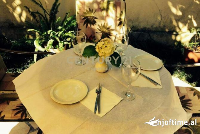 Hotel ne Shitje prane Laprakes – Mundesi e Jashtezakonshme Investimi!