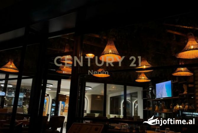 SHITET BAR-RESTORANT TEK MOZAIKU I TIRANES