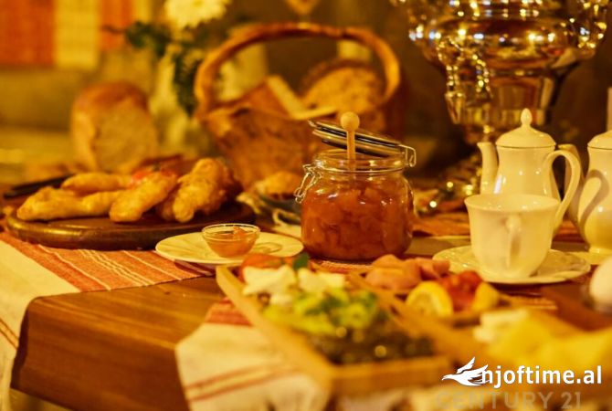 HOTEL PER SHITJE NE QENDER TE TIRANES – SHESHI SKENDERBEJ