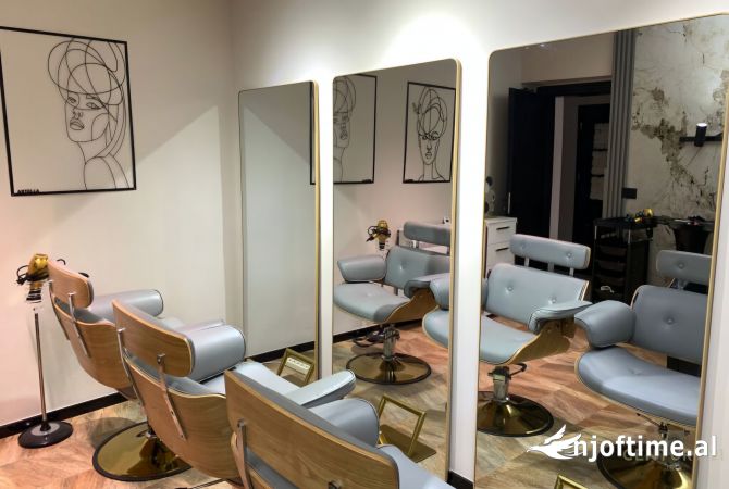 Business Property in Sale 3+1 in Tirana - 35,000 Euro