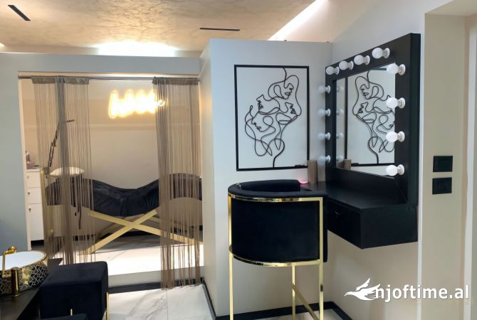 SUPER OKAZION!! Shitet Biznes Salloni Bukurie te Stadiumi Dinamo!