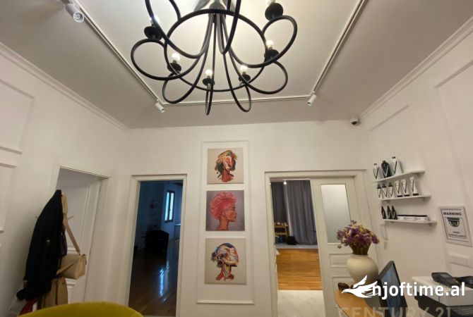 Business Property in Sale 3+1 in Tirana - 80,000 Euro