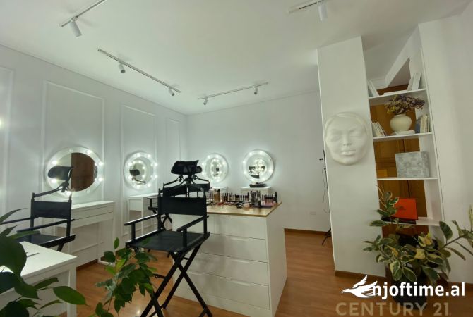 Business Property in Sale 3+1 in Tirana - 80,000 Euro