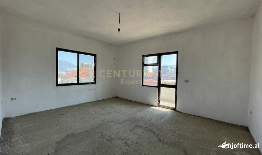 Godine Multifunksionale per Qira ne Unazen e Re