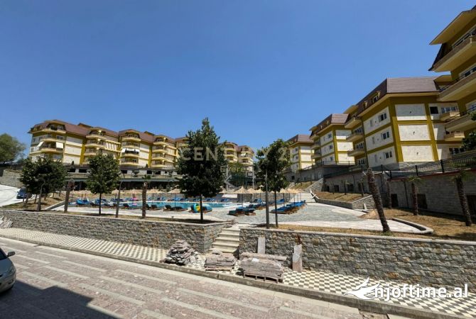 Ambiente Commerciale in Affitto 1+1 a Tirana - 10,000 Euro