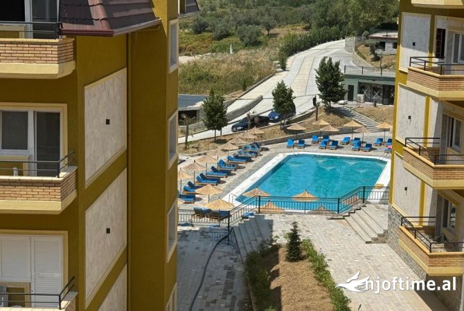 Ambiente Commerciale in Affitto 1+1 a Tirana - 10,000 Euro