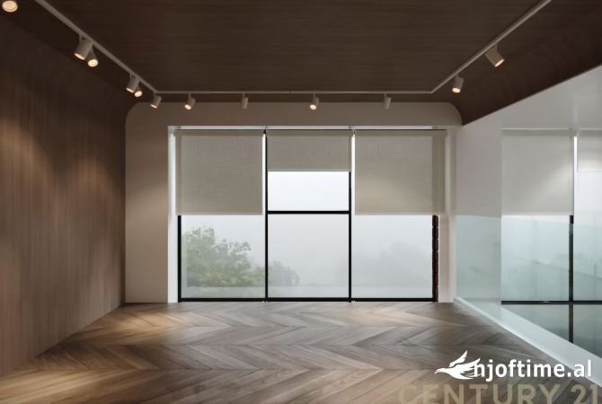 Ambiente Commerciale in Affitto 3+1 a Tirana - 900 Euro