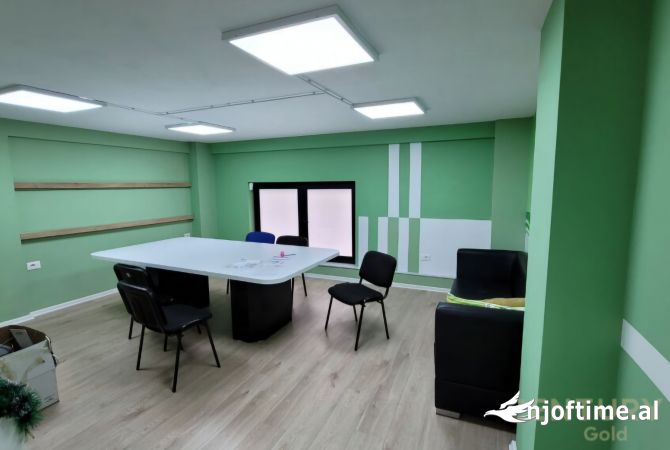 Zyre per Qira prane 9-Katesheve, Rruga e Dibres!