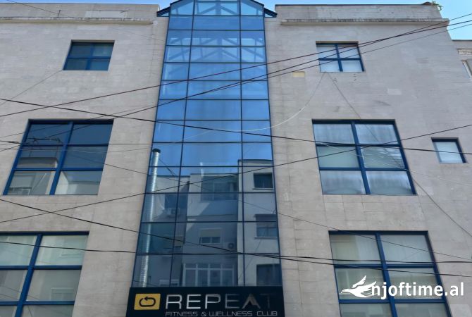 Business Property in Sale 3+1 in Tirana - 140,000 Euro