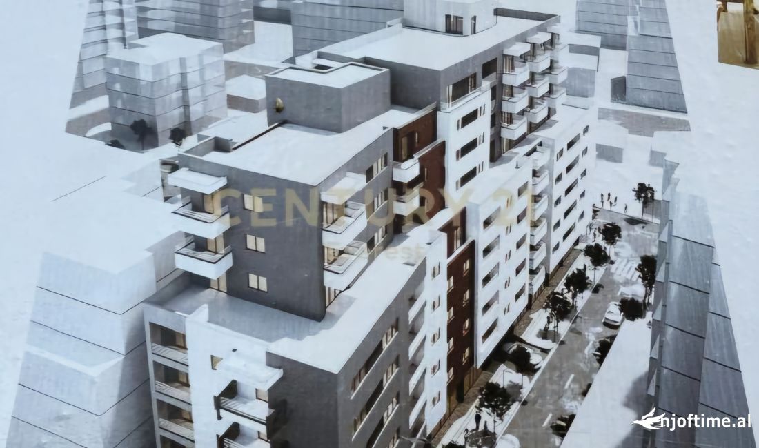 PAZARI I RI – AMBIENT KOMERCIAL ME QIRA