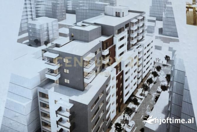 PAZARI I RI – AMBIENT KOMERCIAL ME QIRA