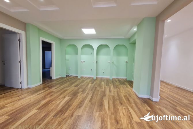 APARTAMENT PER ZYRA ME QIRA 3+1+2, RRUGA E ELBASANIT