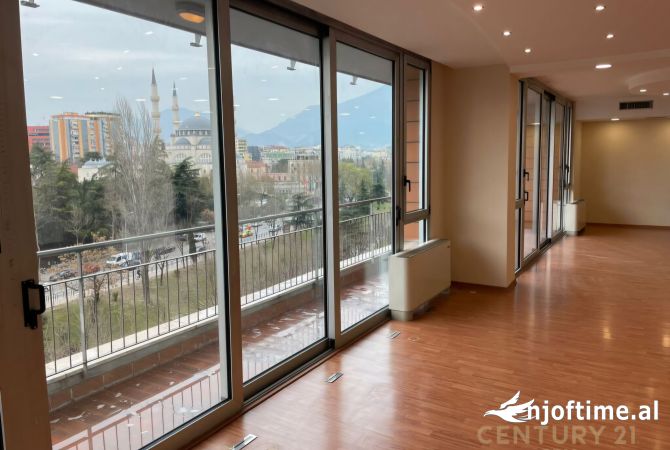  JAPIM ZYRE ME QIRA TEK ETC! OFFICE FOR RENT AT ETC!