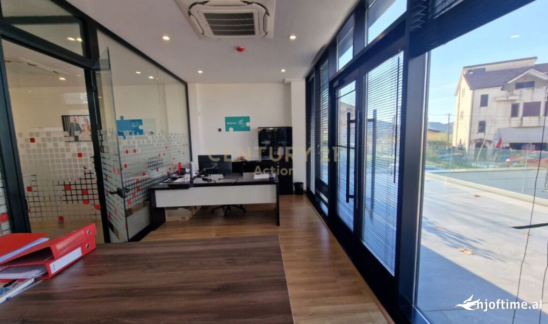 JEPET ME QIRA OBJEKT KOMERCIAL, SAUK I RI - TIRANE ‼️