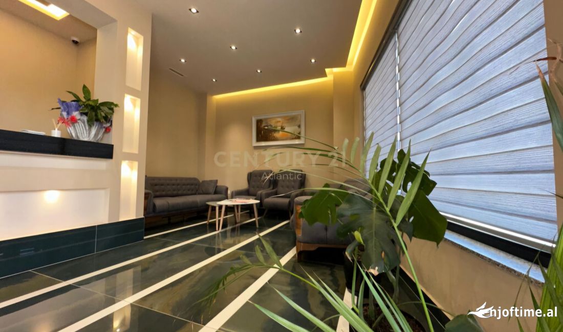 Hoteli i Persosur ne Malin e Robit me 36 Dhome dhe Pishine Exclusive 5-Story Hotel with 36 Rooms!!!!