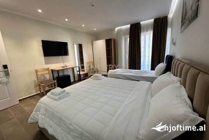 Business Property in Sale 5+1 in Durres - 3,500,000 Euro