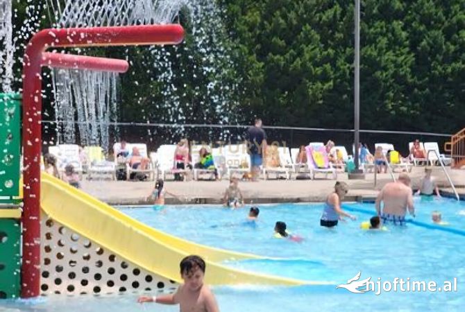 Business Property in Sale 5+1 in Tirana - 3,500,000 Euro