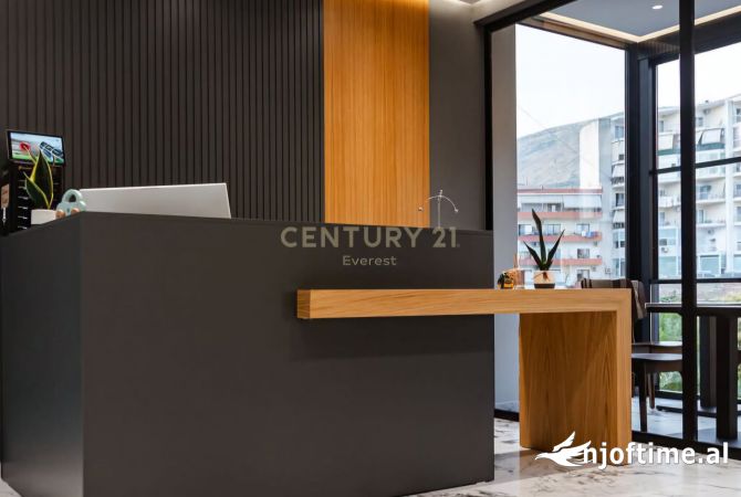 HOTEL PER SHITJE NE QENDER TE SARANDES | HOTEL FOR SALE IN THE CENTER OF SARANDA