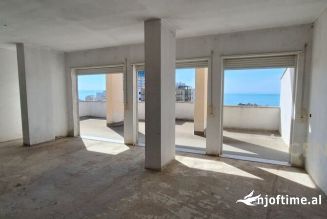 🌊 SHITET PENTHOUSE ME PAMJE NGA DETI TEK SHKËMBI I KAVAJËS – INVESTIM IDEAL! 🌊 SEAFRONT PENTHOUSE 