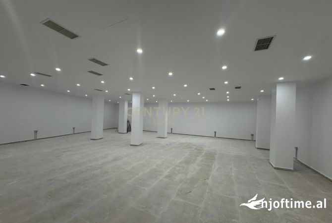 🏢 SHESIM AMBIENT KOMERCIAL (OKAZION), DREJTORIA E POLICISE | ✨ FOR SALE COMMERCIAL SPACE!!!