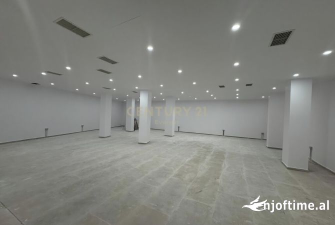 🏢 SHESIM AMBIENT KOMERCIAL (OKAZION), DREJTORIA E POLICISE | ✨ FOR SALE COMMERCIAL SPACE!!!