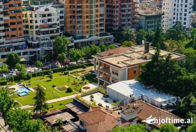 🏢 JEPET AMBIENT BIZNESI ME QIRA!! NË ZONËN E ISH-BLLOKUT! | COMMERCIAL SPACE FOR RENT IN ISH-BLLOKU