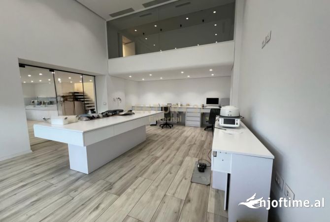 Ambient biznesi ne shitje 1+1 ne Tirane - 280,000 Euro