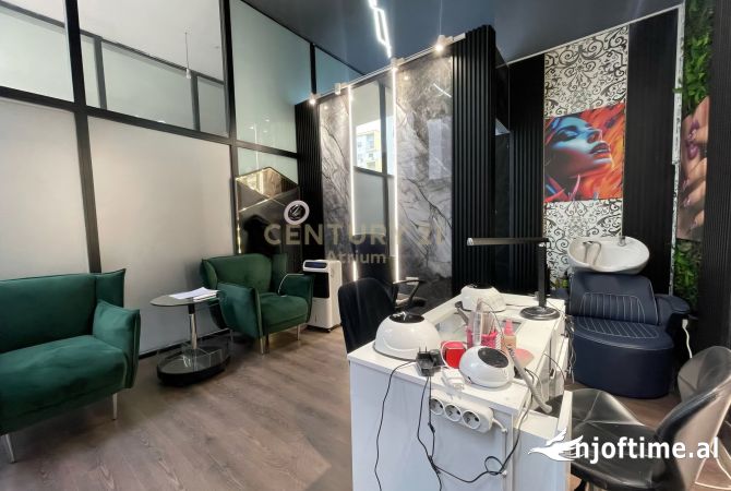 Ambient biznesi ne shitje 1+1 ne Tirane - 9,000 Euro