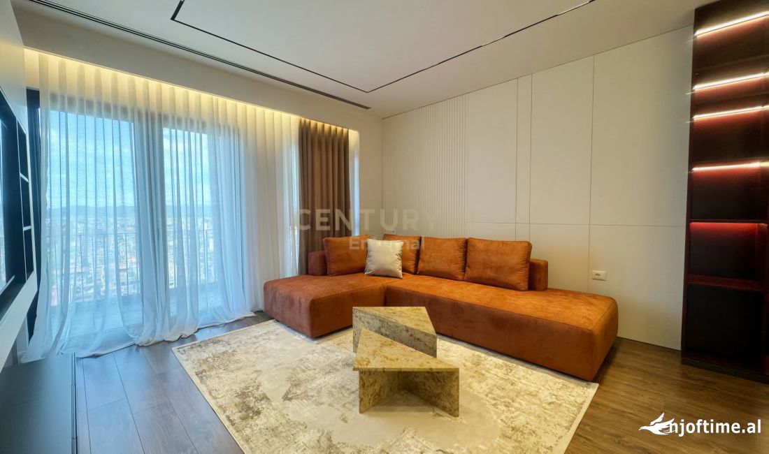 Appartamento in affitto a Tirana 3+1, Arredato