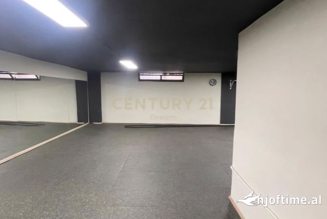 Ambient biznesi ne shitje 1+1 ne Tirane - 375,000 Euro