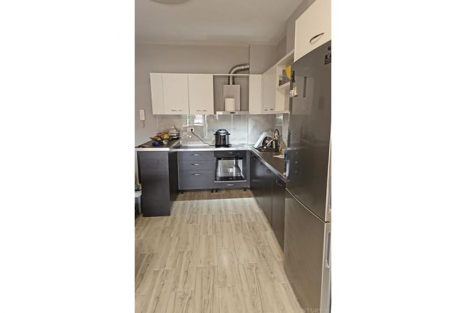 Appartamento in affitto a Tirana 2+1, Arredato