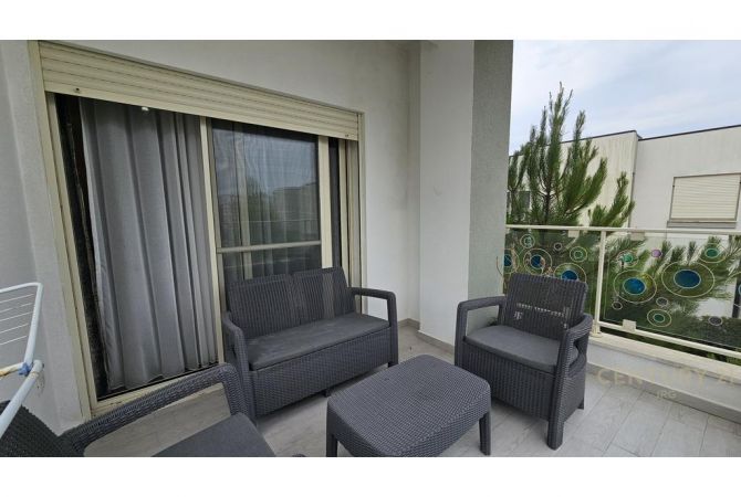 Shtepi ne shitje Apartament ne Durres, 2+1, Mobilimi E mobiluar, Pagesa 225,000  Euro.